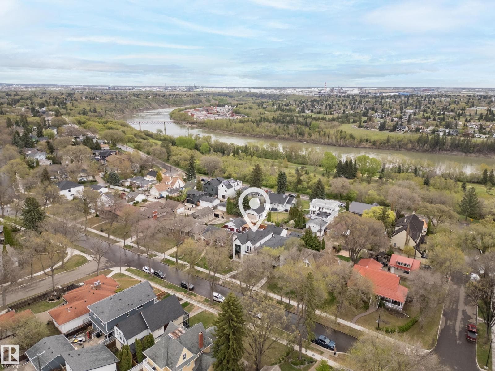 6115 111 AV NW — photo 3