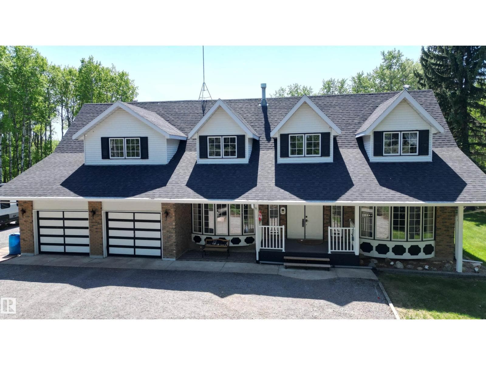 #61 52312 RGE ROAD 220