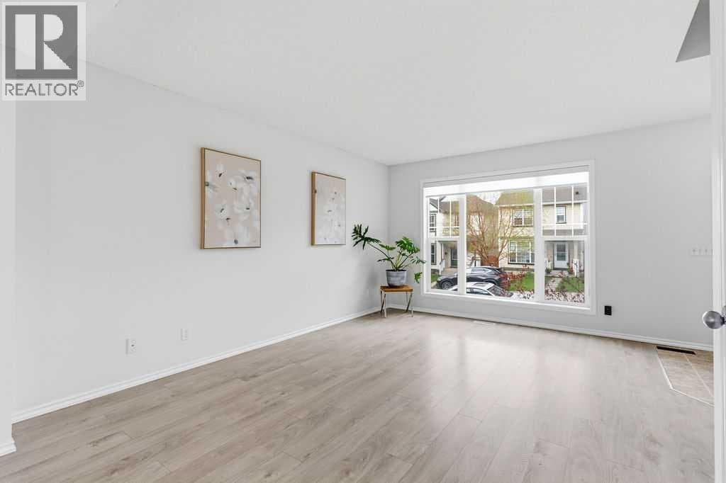 30 Tuscany Springs Heights NW — photo 2