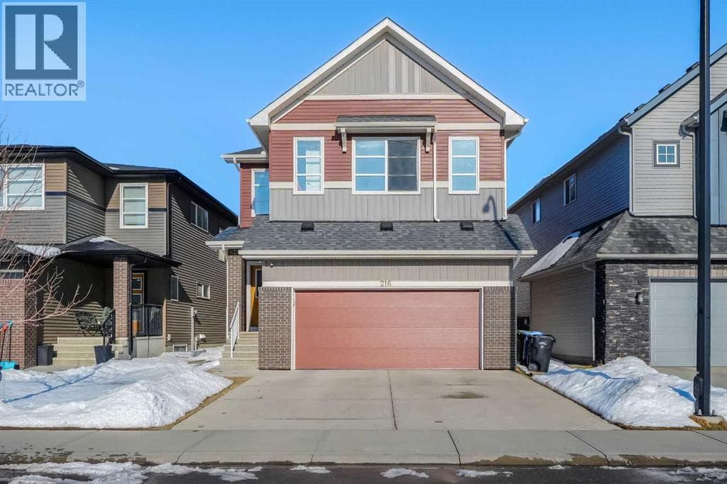 216 Carringvue Manor NW