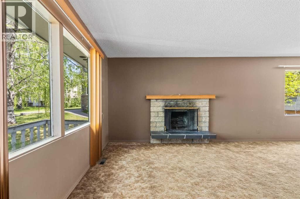 204 Dalgetty Bay NW — photo 3