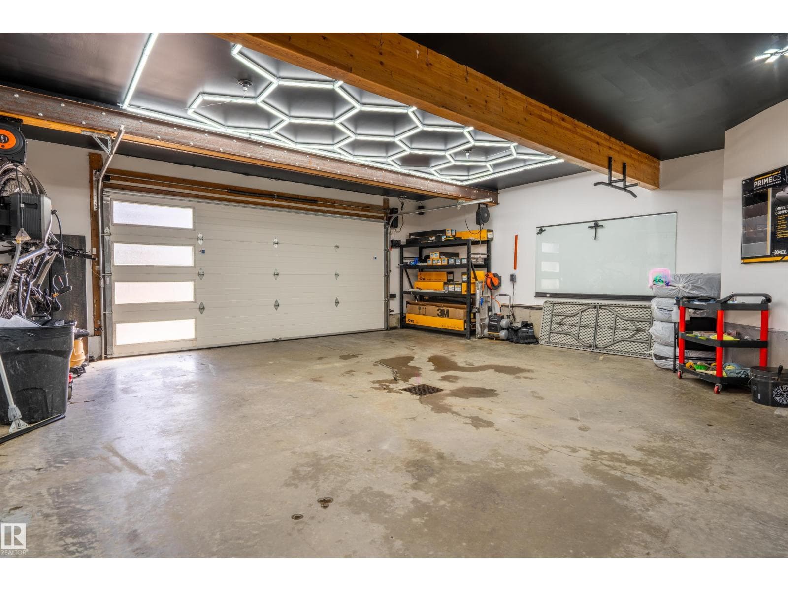 711 Beach AV — photo 3
