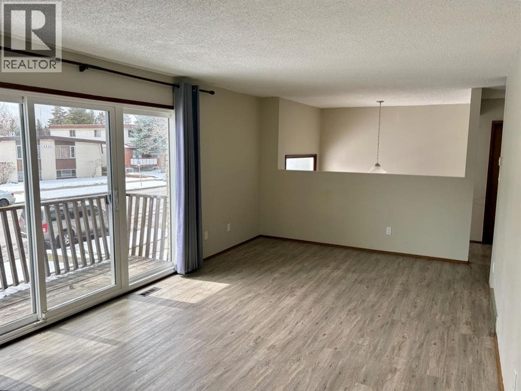 4828 Varsity Drive NW — photo 5