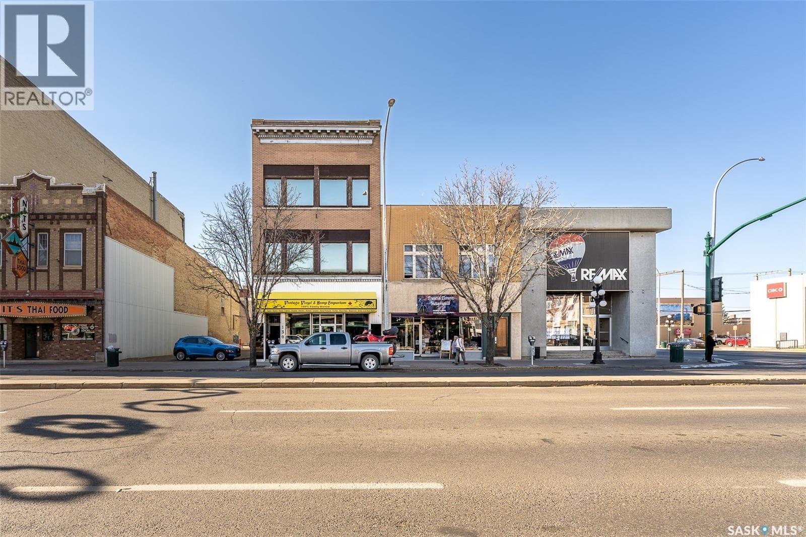 130 Main STREET N