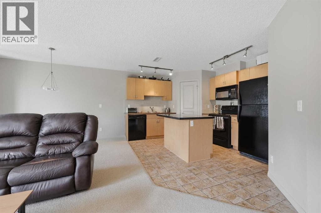 18 Auburn Bay Common SE — photo 2