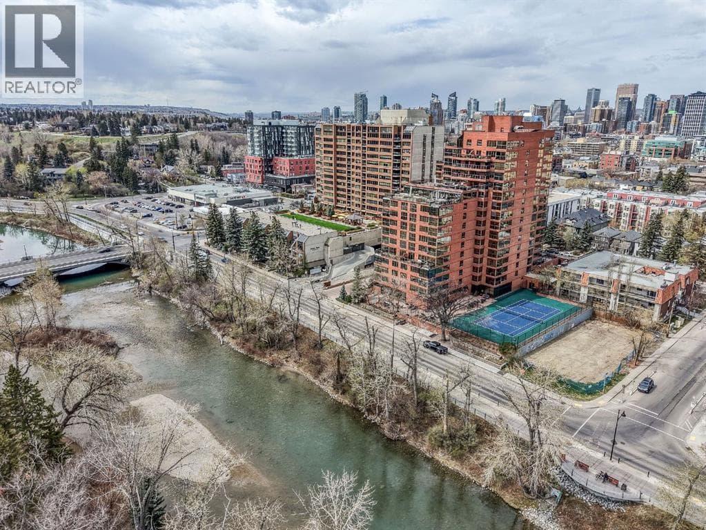 704, 318 26 Avenue SW — photo 4