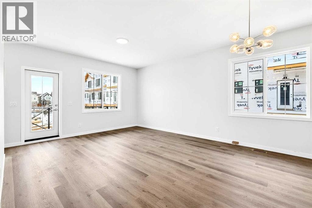 107, 40 Creekside Way SW — photo 5