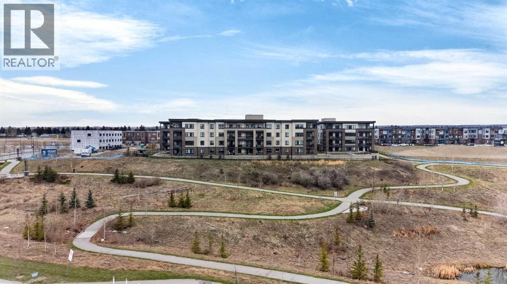 2105, 80 Greenbriar Place NW