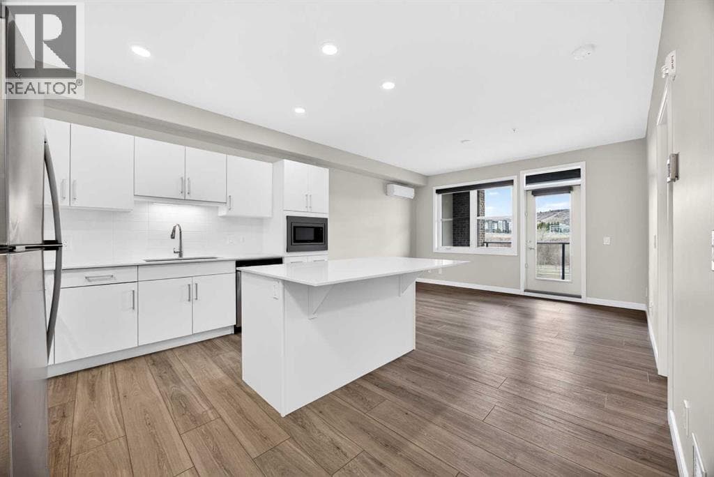 2105, 80 Greenbriar Place NW — photo 5