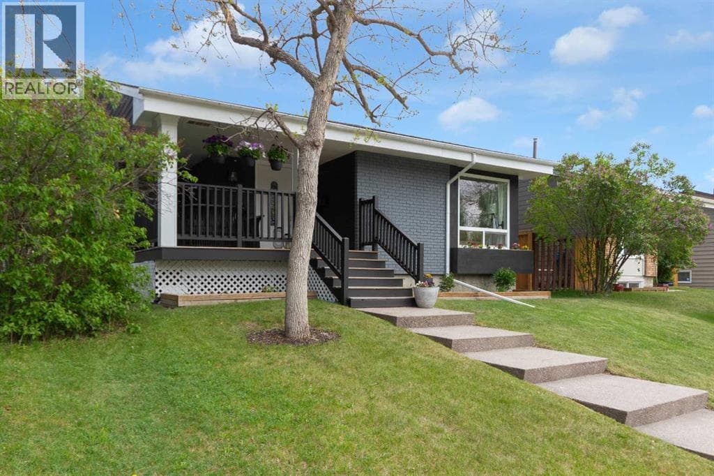 15 Woodglen Road SW