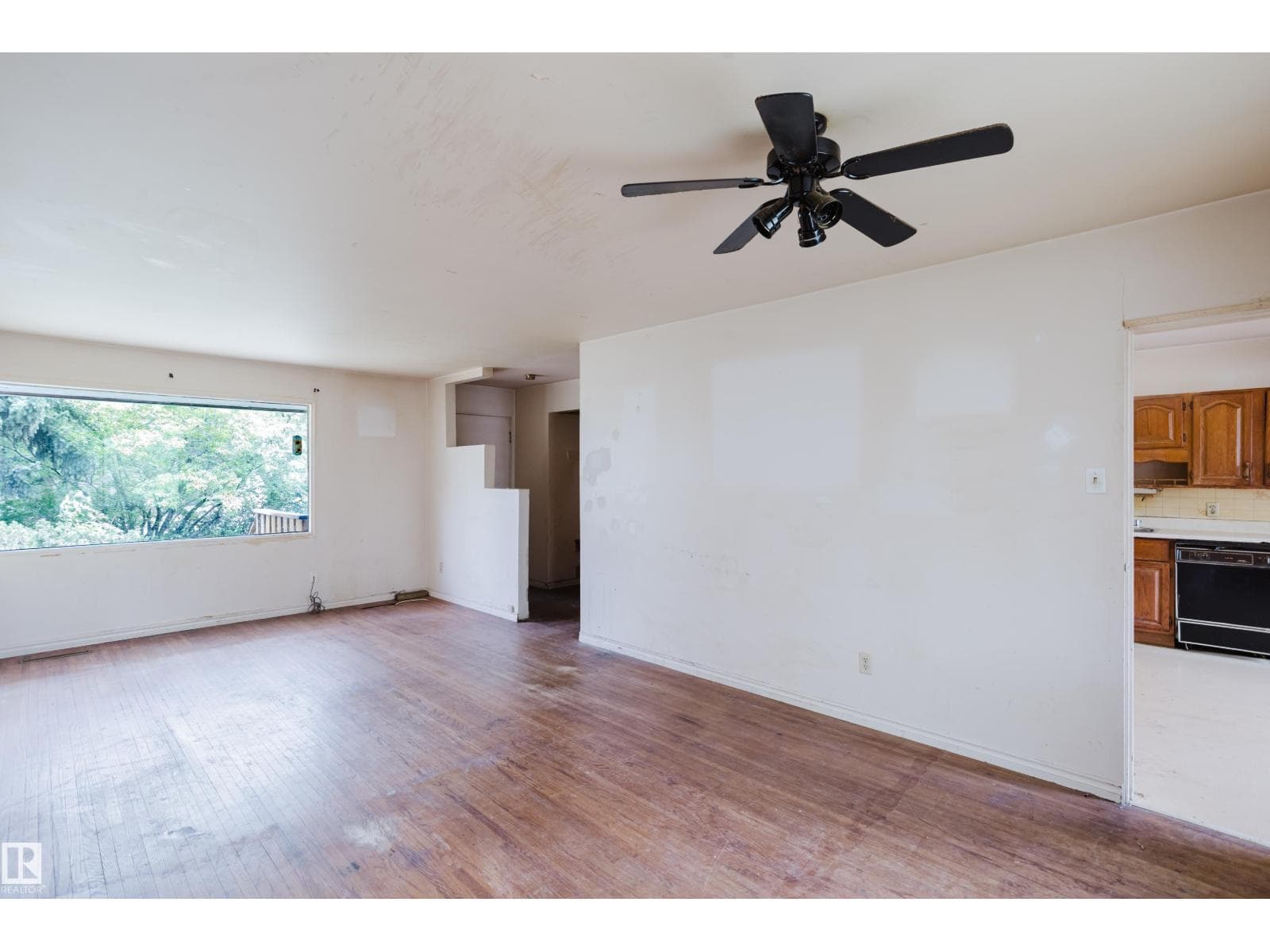 12236 131 ST NW — photo 5