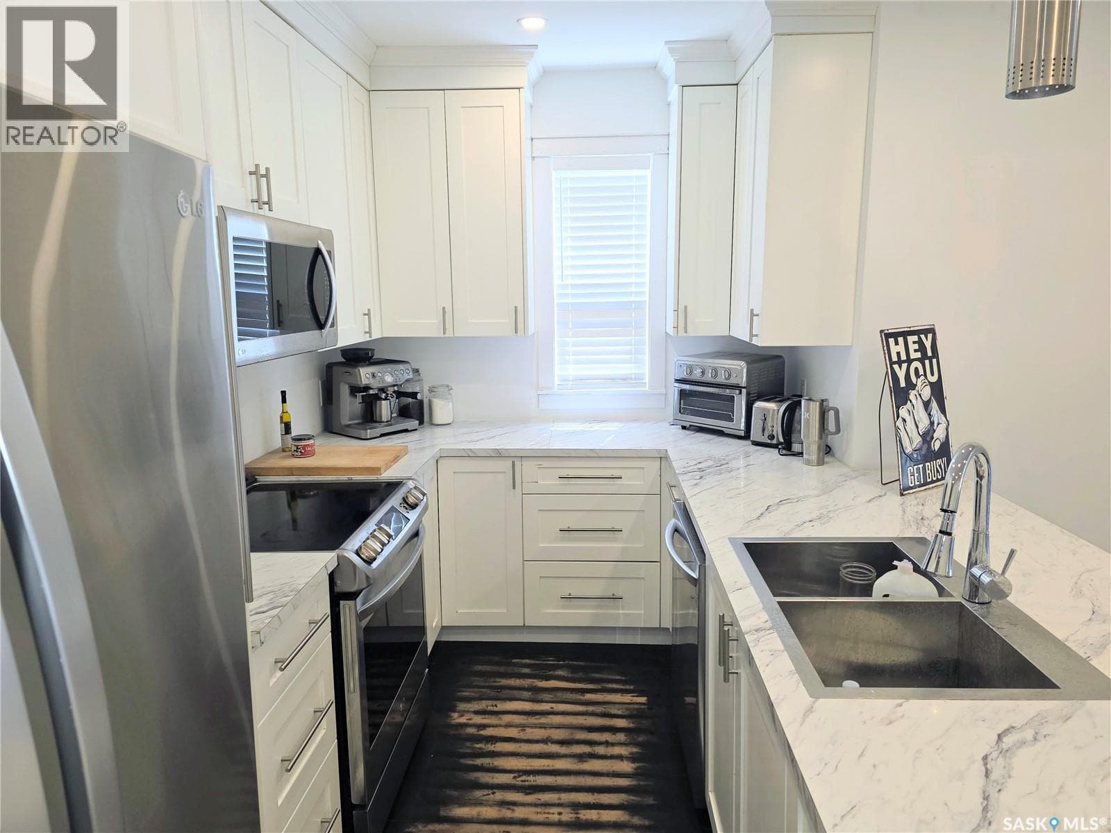 125 D AVENUE S — photo 4