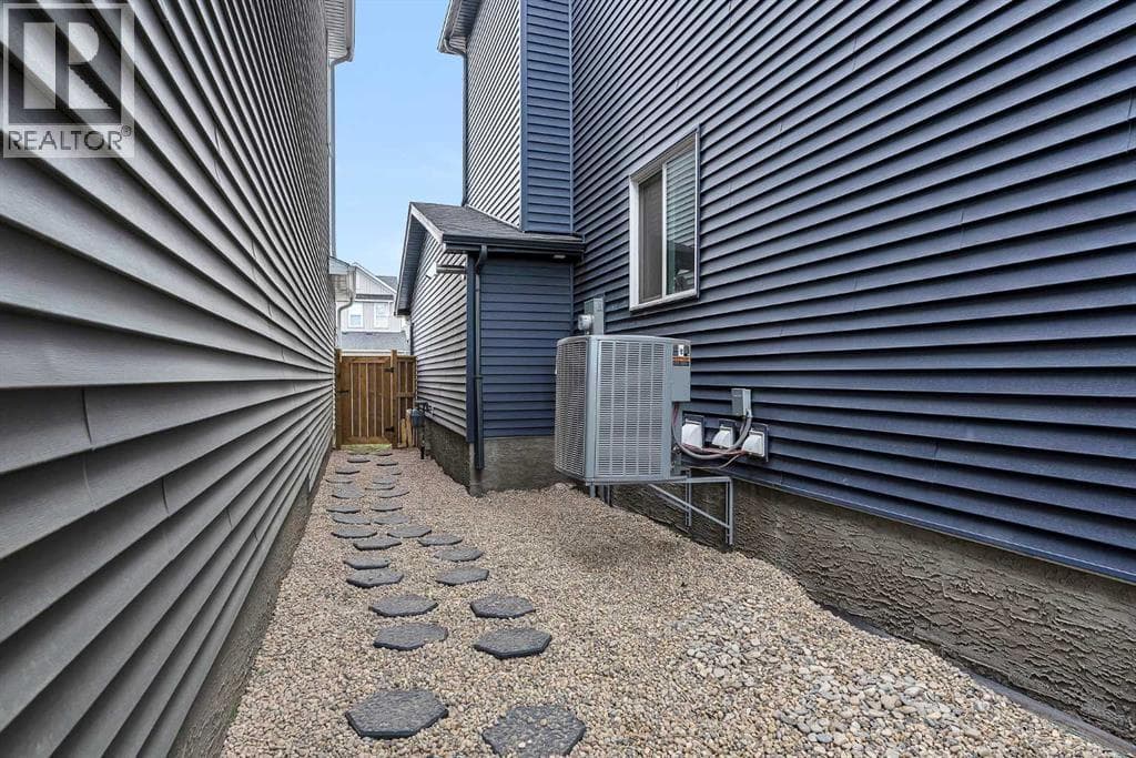 127 Creekstone Park SW — photo 3
