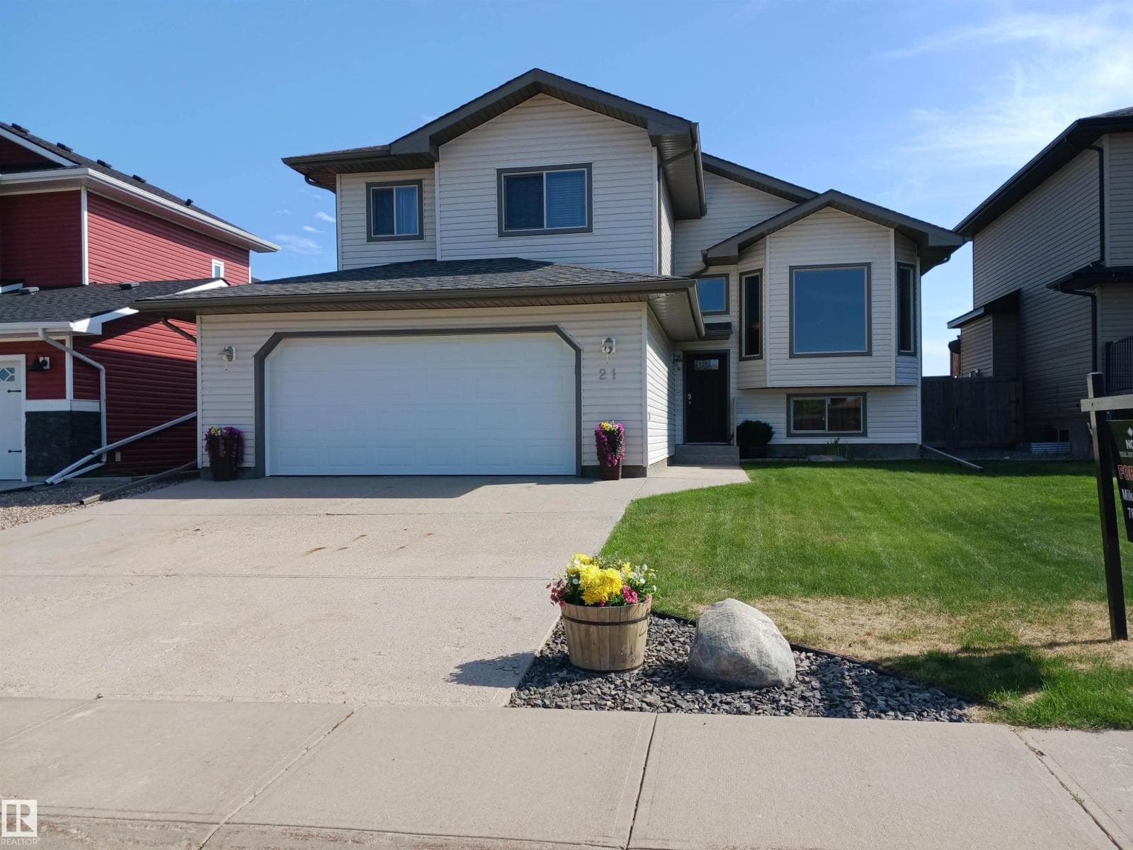 21 Beaverhill View Cr