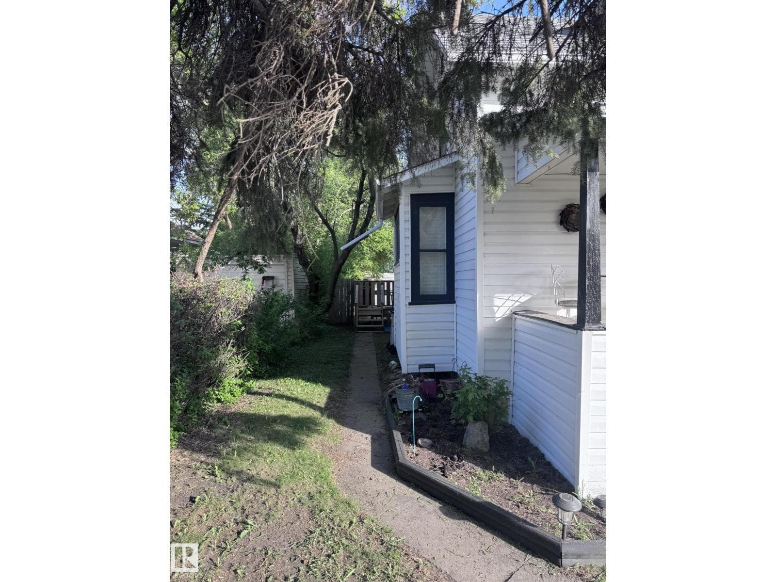 9819 106 ST — photo 5