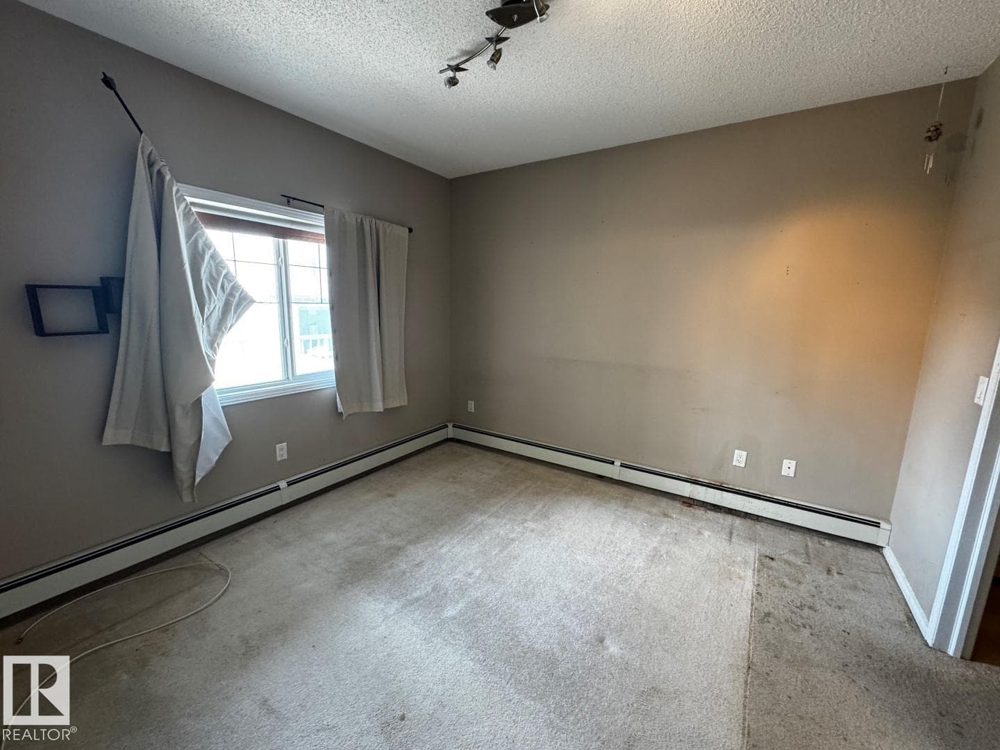 #300 16715 100 AV NW — photo 5