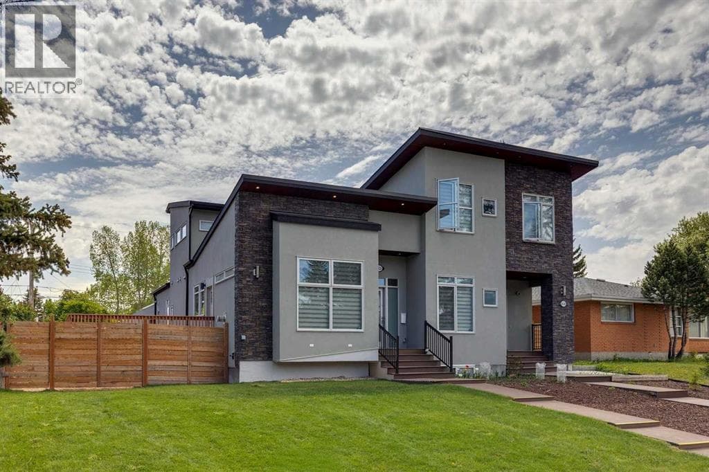 4626 Voyageur Drive NW