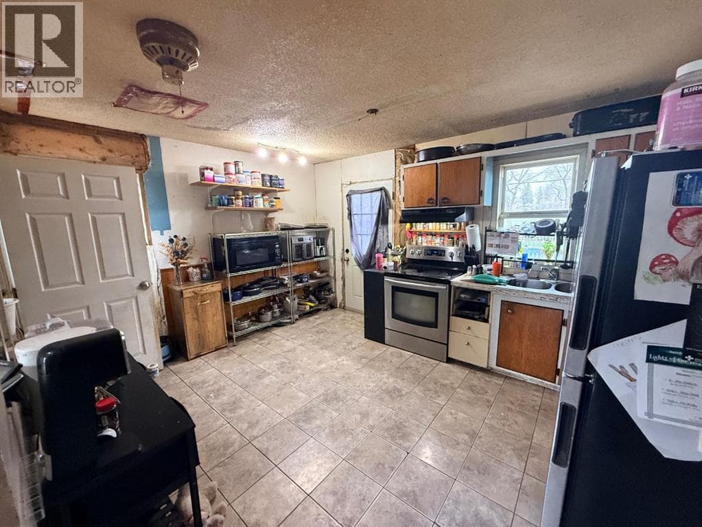 5115 56A Street — photo 5