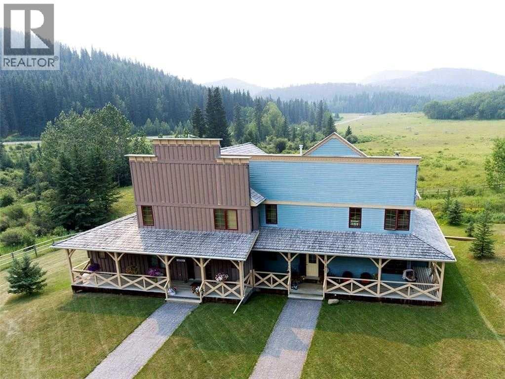 52 Cowboy Trail