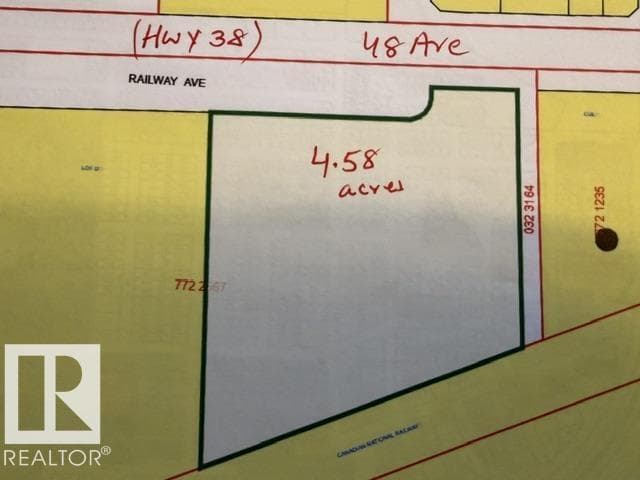 5520 48 AV — photo 5
