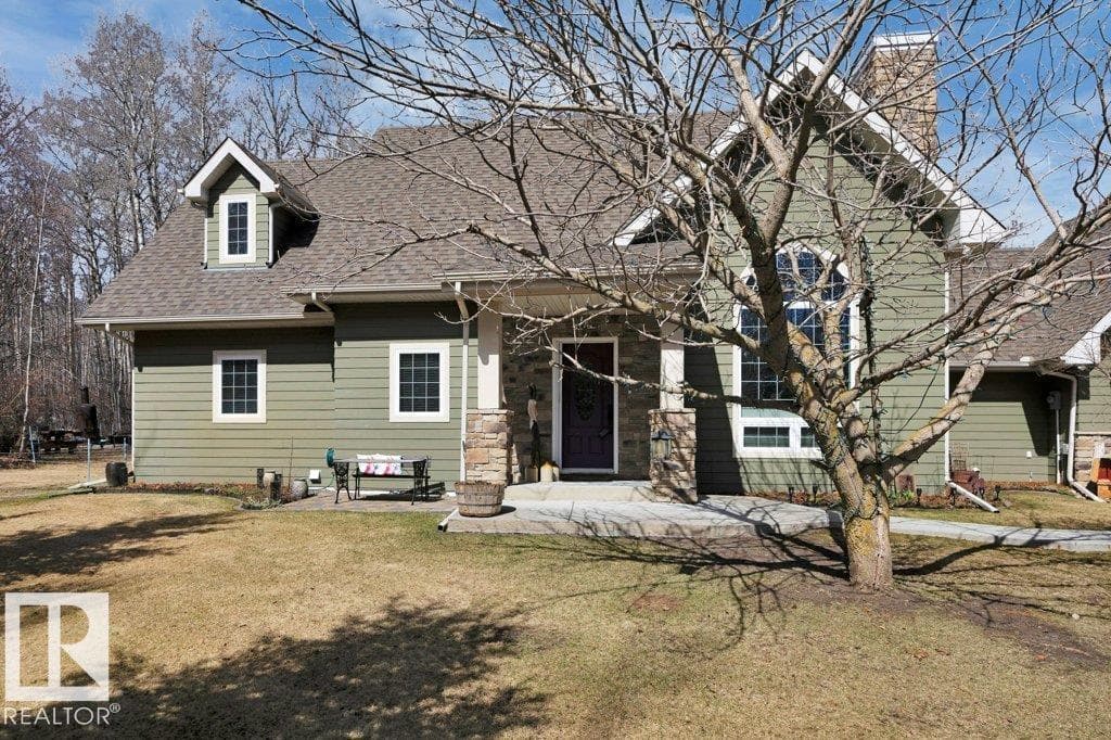 115 CRYSTAL SPRINGS DR — photo 2