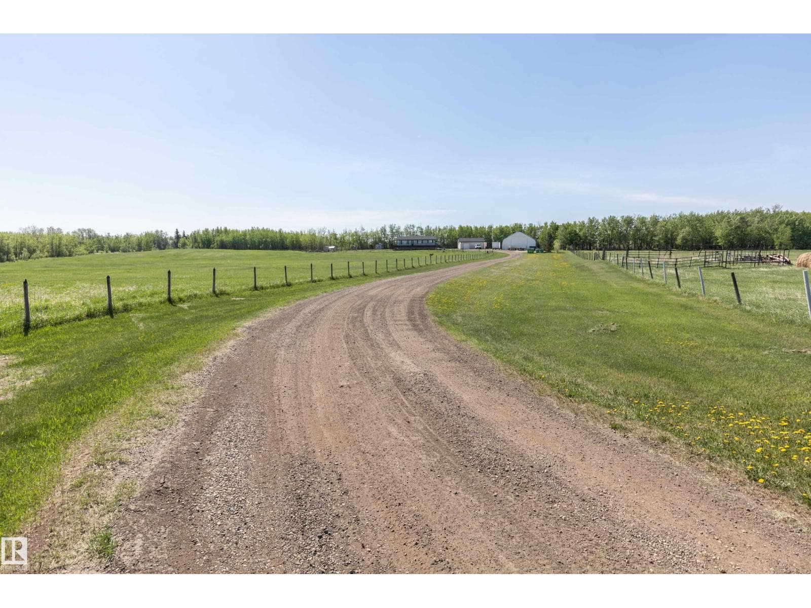 90 22111 TWP RD 510 — photo 3
