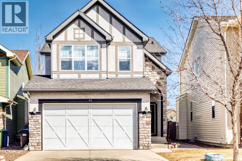 44 Aspen Hills Close SW