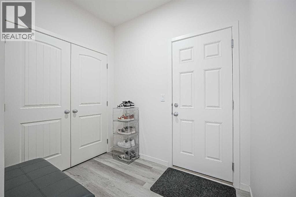 66 Homestead Park NE — photo 5