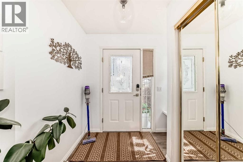 153 Cougarstone Place SW — photo 3