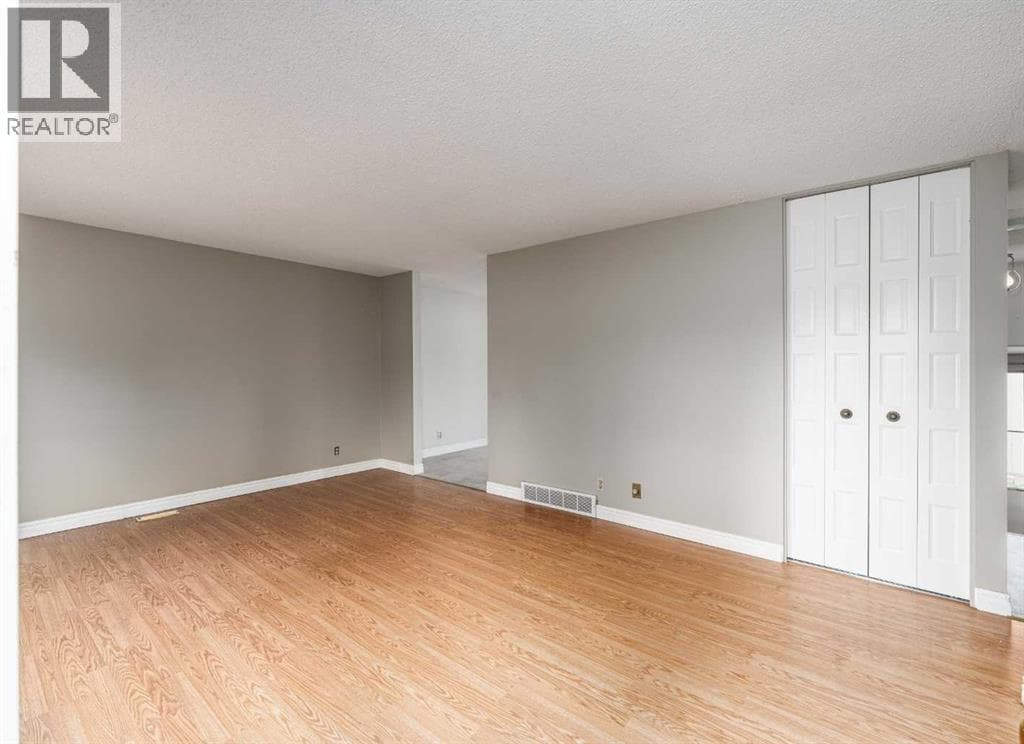 115 Ogden Way SE — photo 3