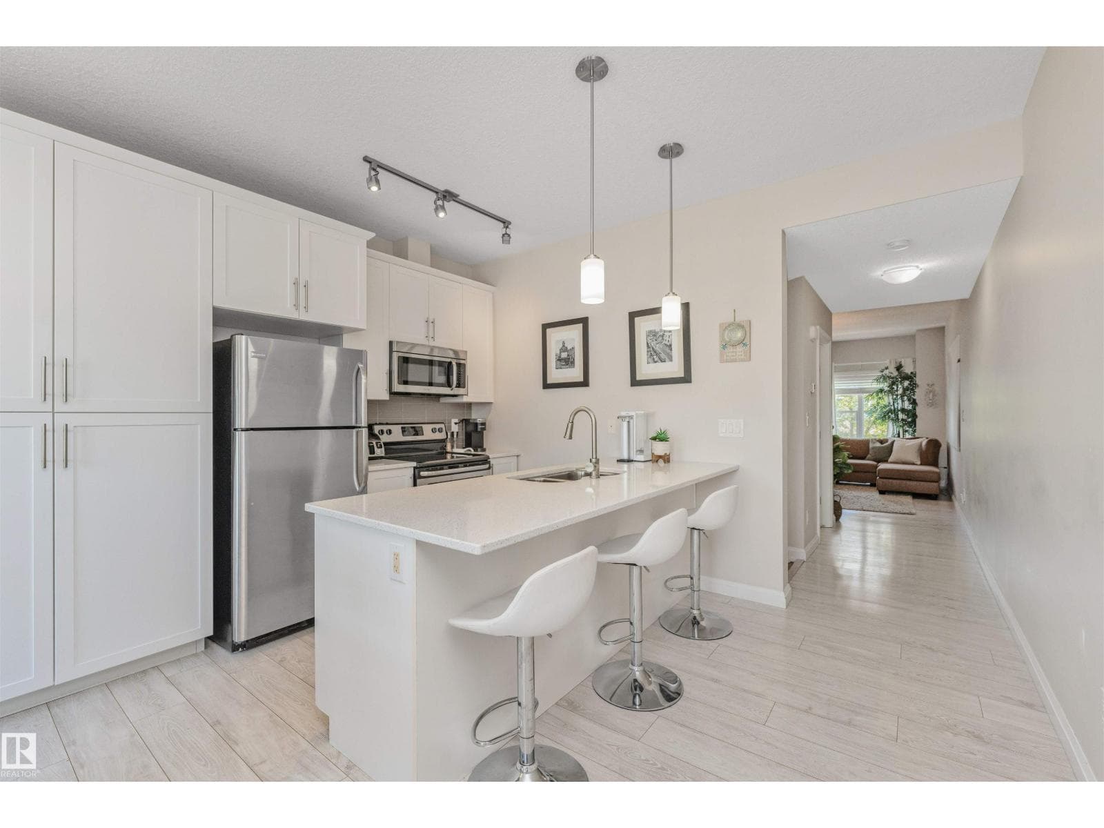 #43 3710 ALLAN DR SW
