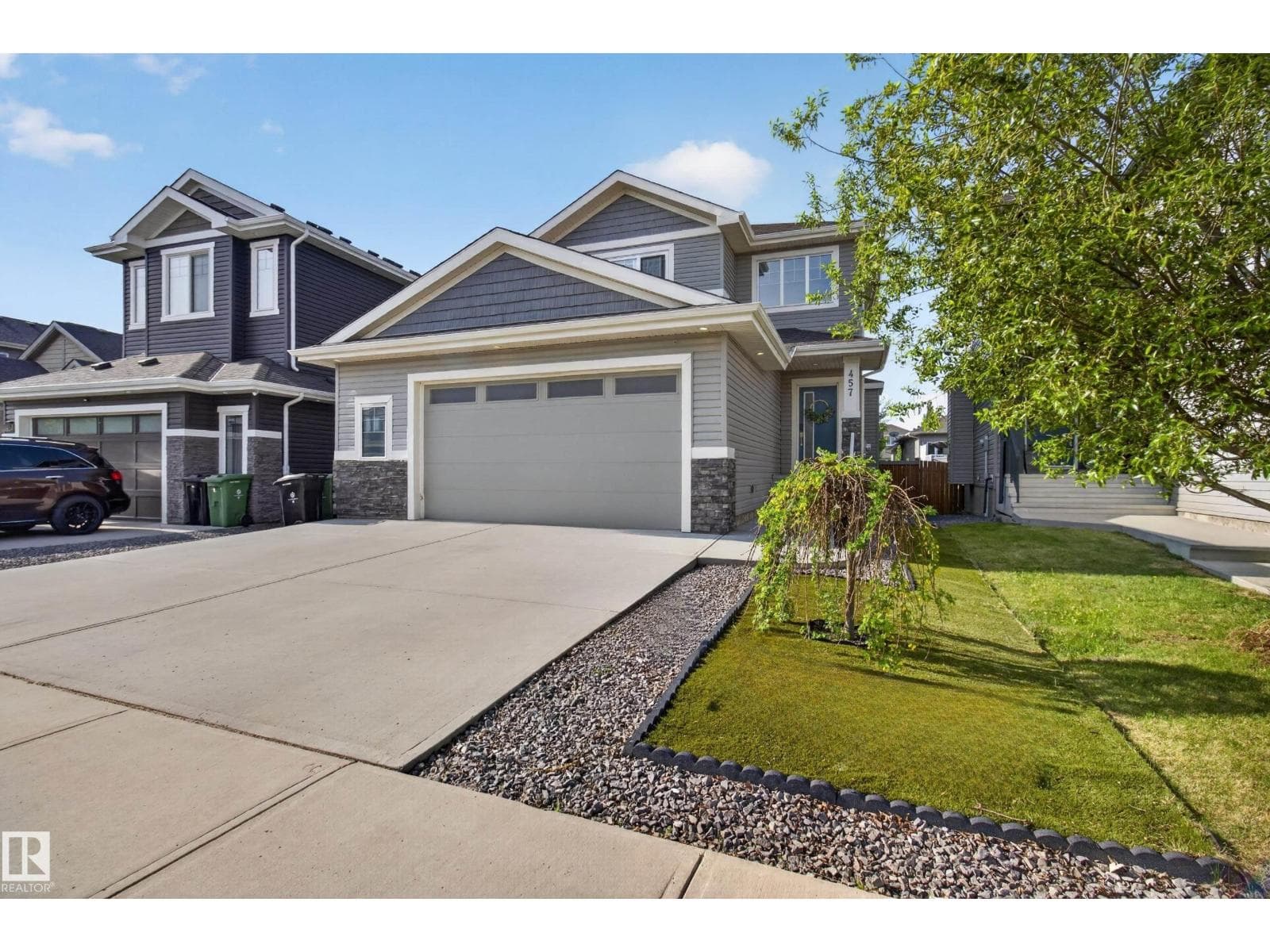 457 MEADOWVIEW DR — photo 2
