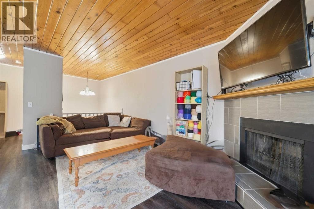 A, 1407 44 Street SE — photo 5
