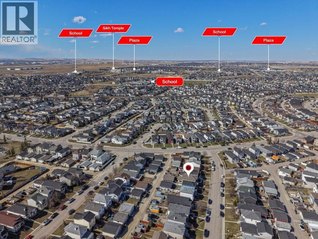 192 Martin Crossing Crescent NE — photo 3