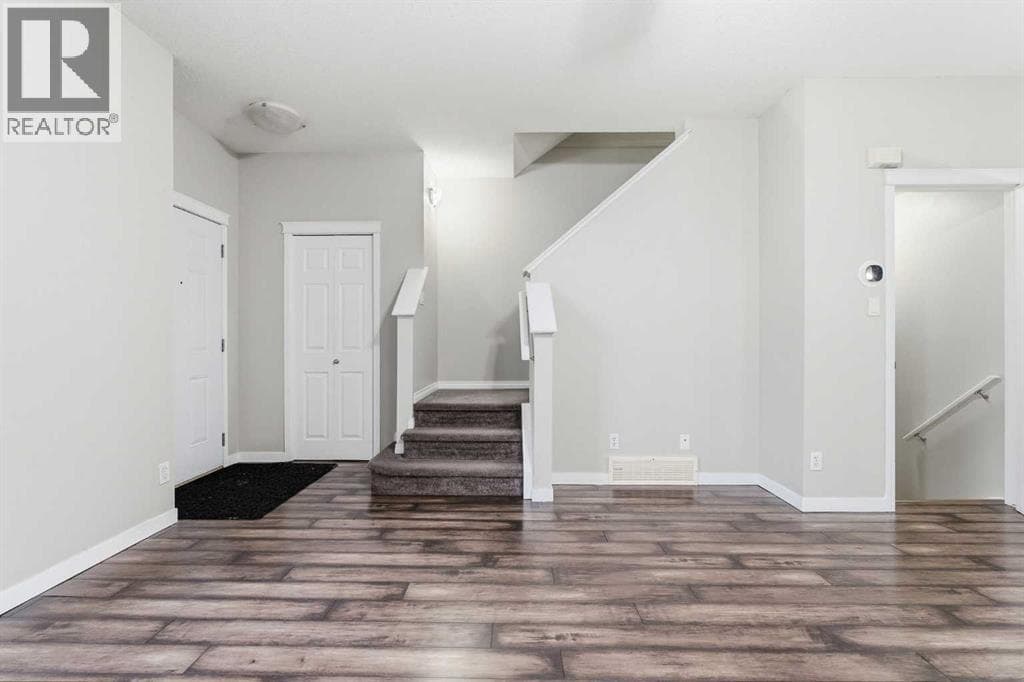6108, 111 Tarawood Lane NE — photo 3