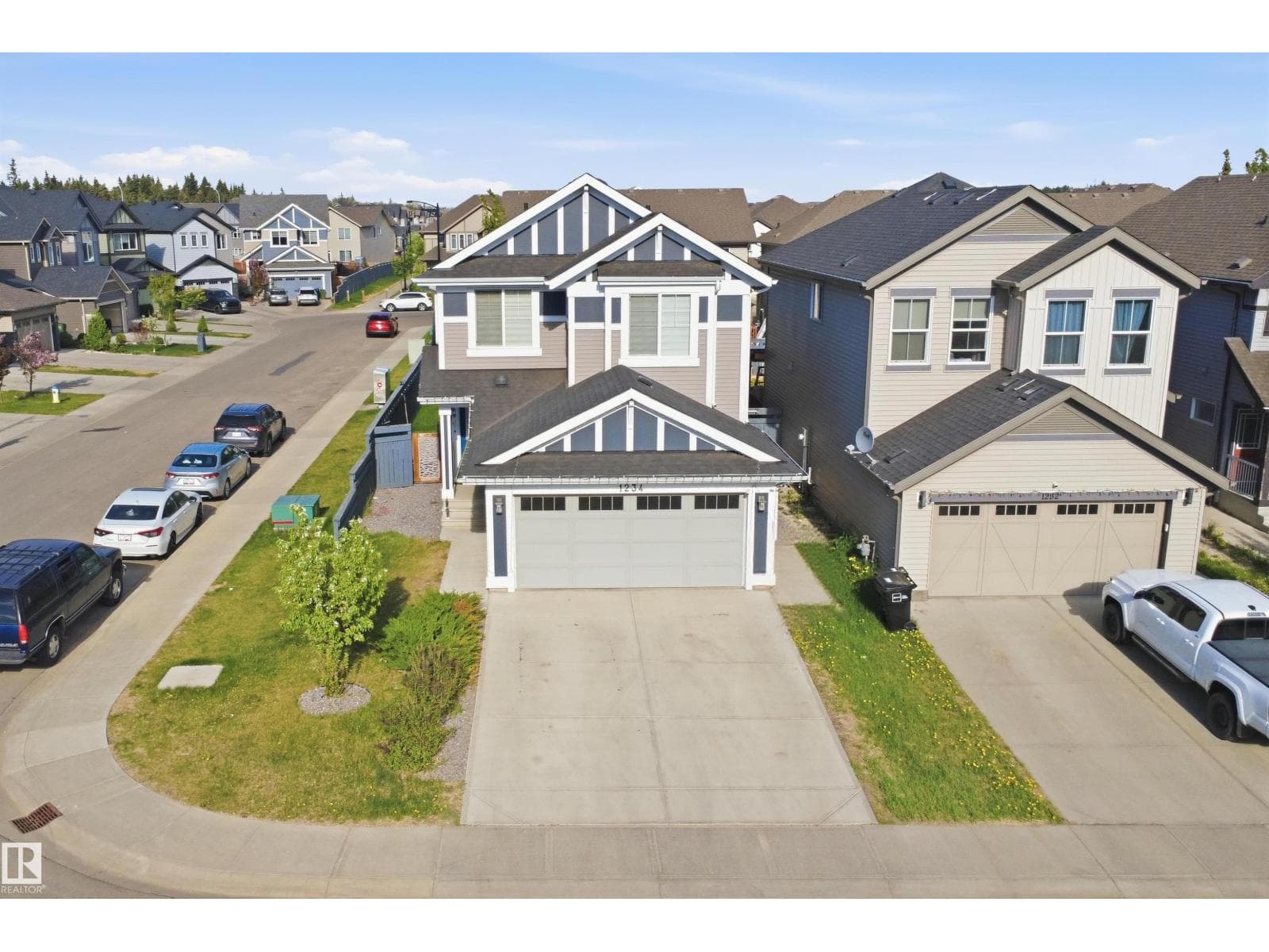 1234 DANIELS CR SW