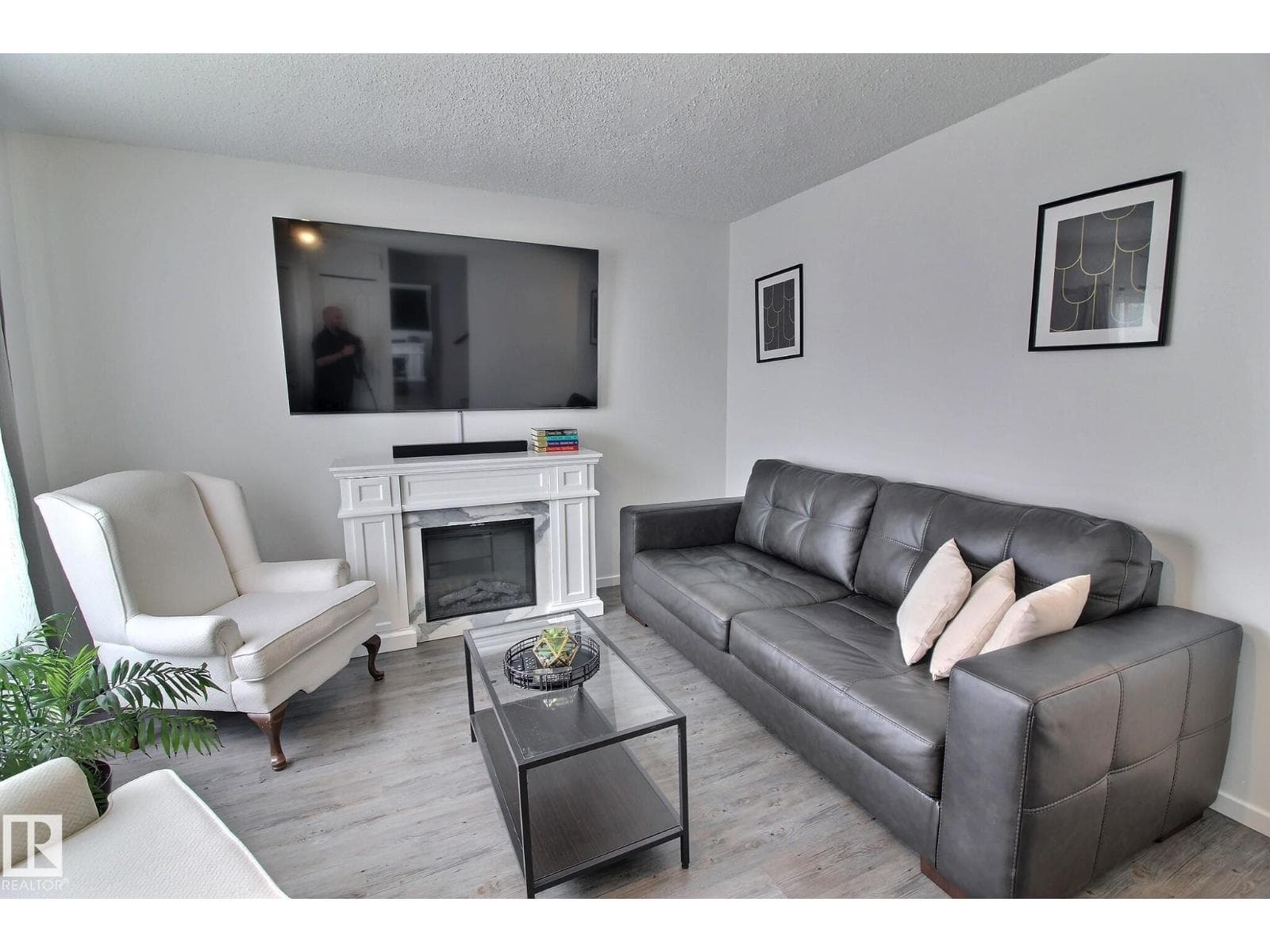 #701 610 KING ST — photo 2