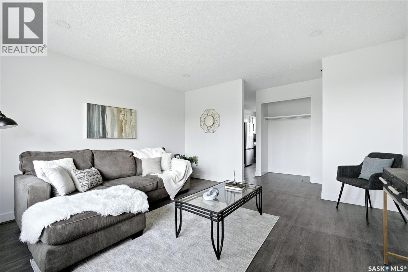 127 Mackenzie WAY — photo 5