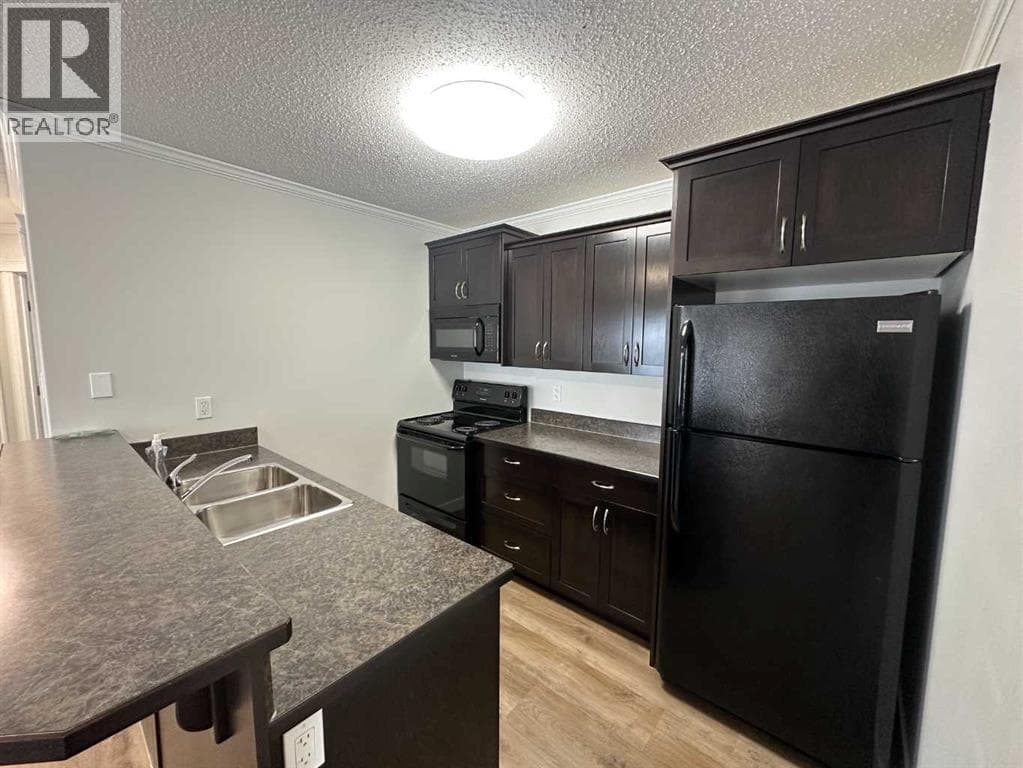 103B, 4520 51 Street — photo 5