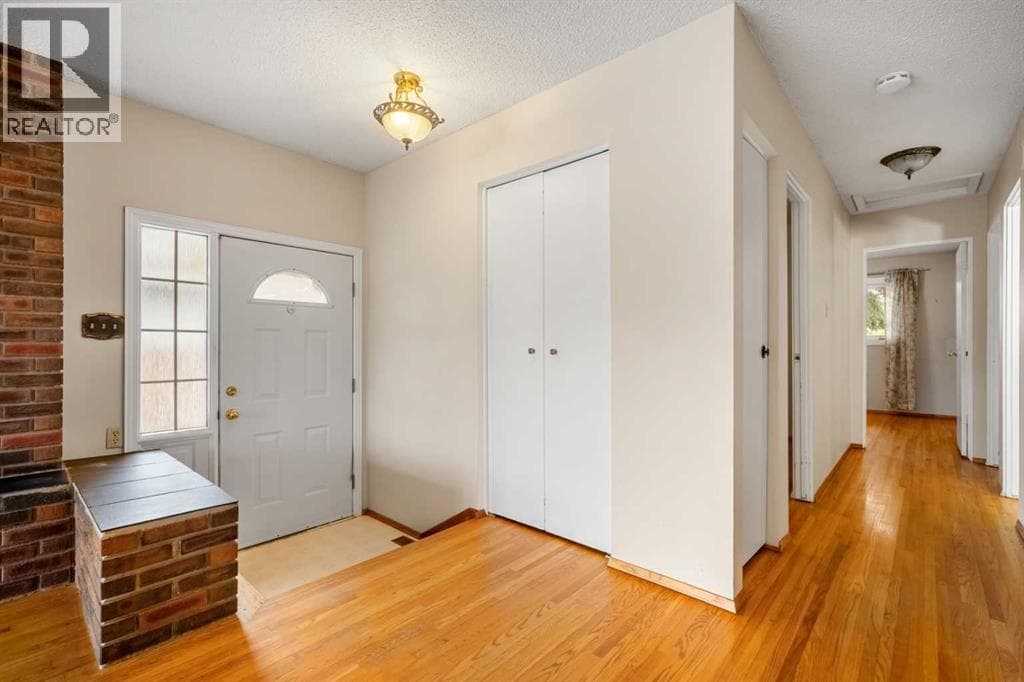 624 Willacy Drive SE — photo 5