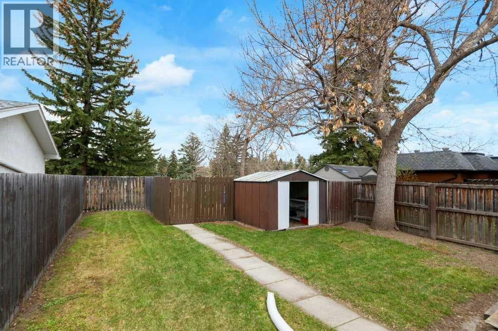 66 34 Avenue SW — photo 2