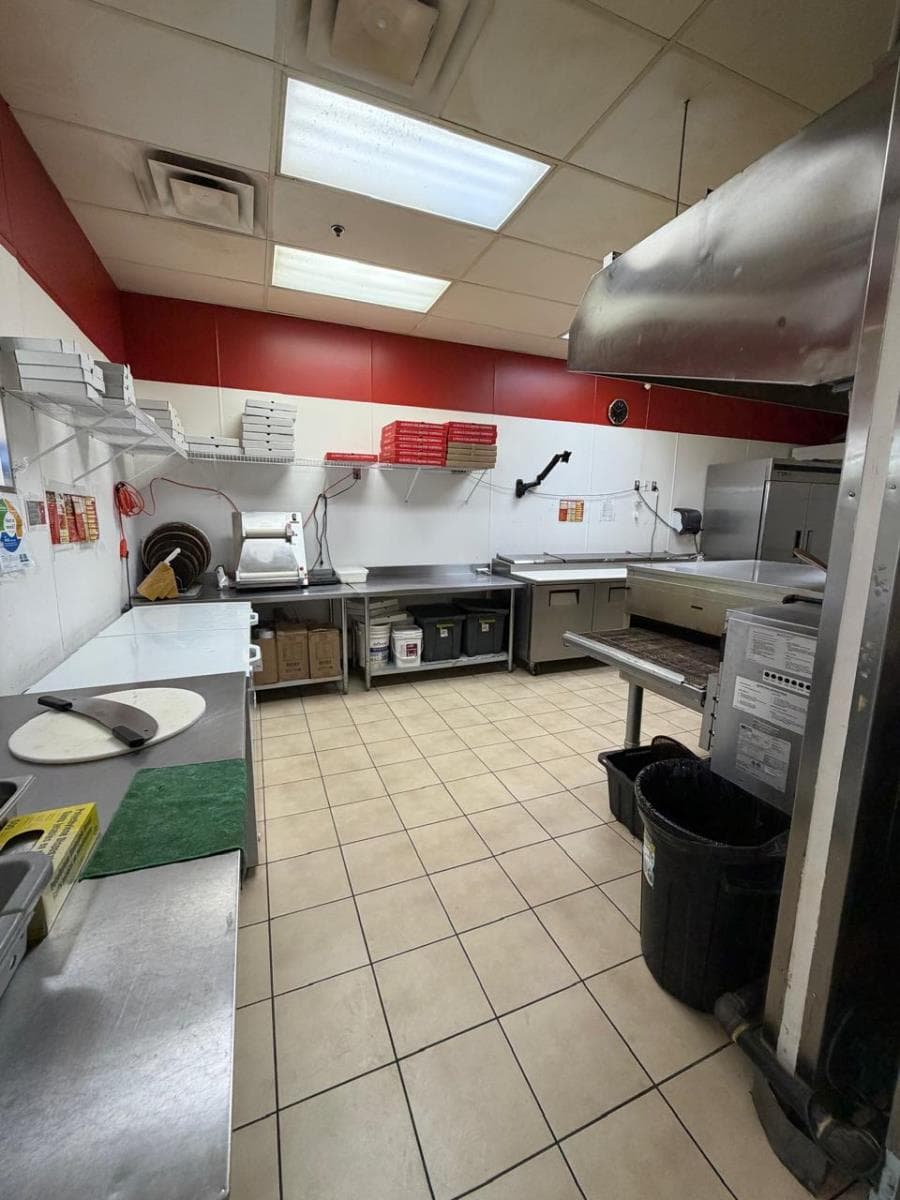 4304  S Park Dr — photo 2