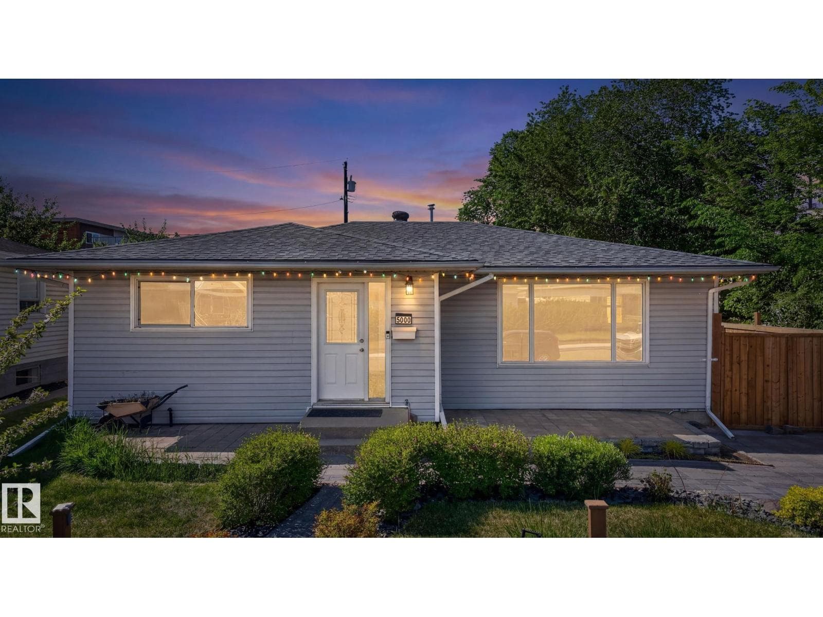6008 97A AV NW — photo 2