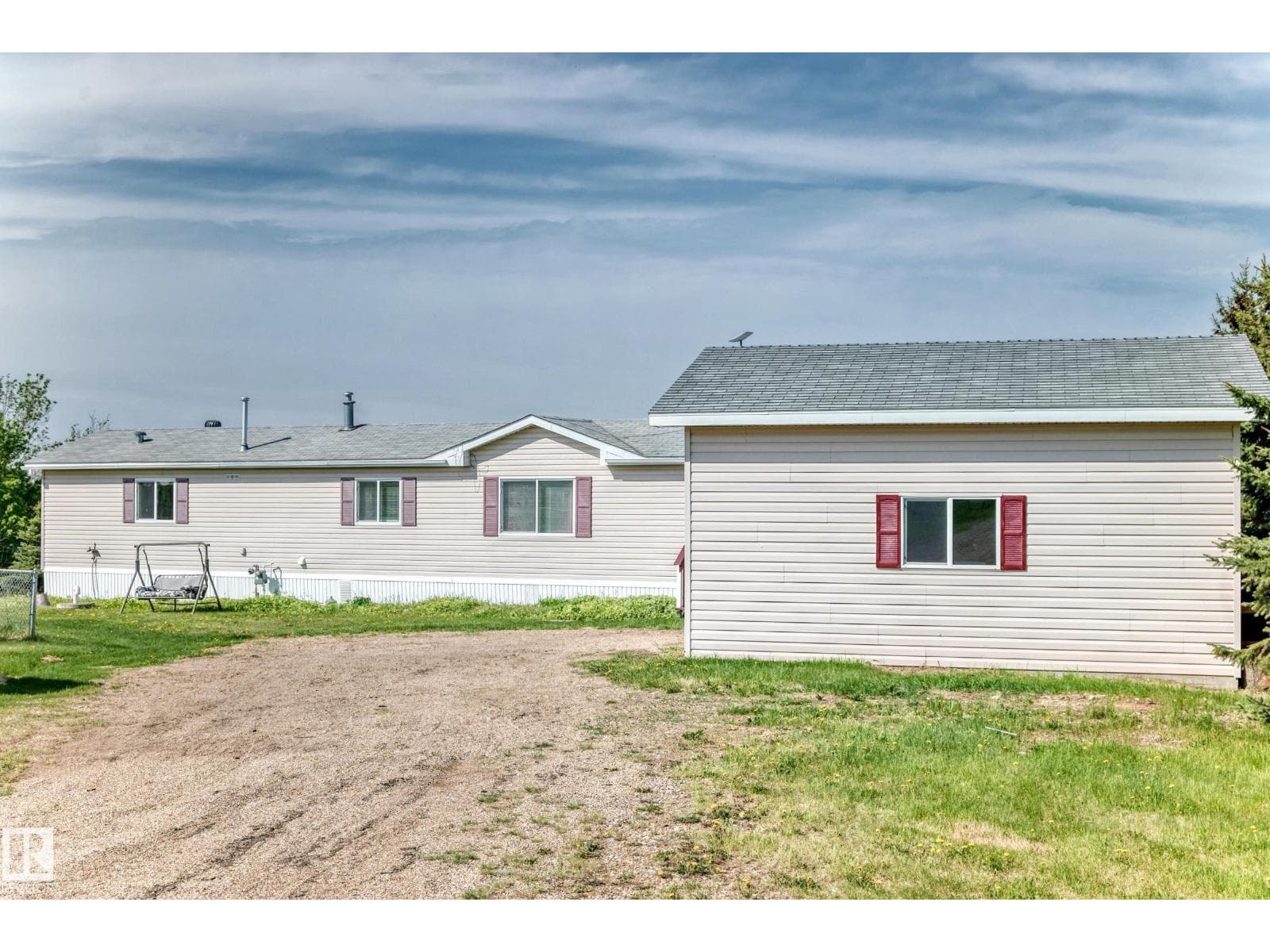56118 RGE ROAD 240 — photo 3