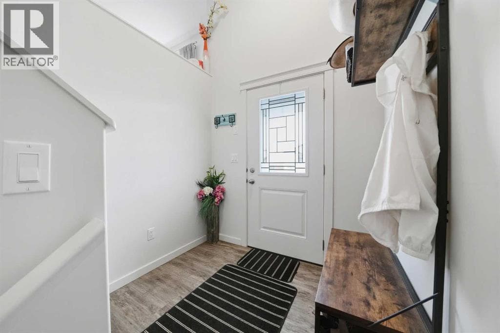 74 Ranchers Close — photo 4