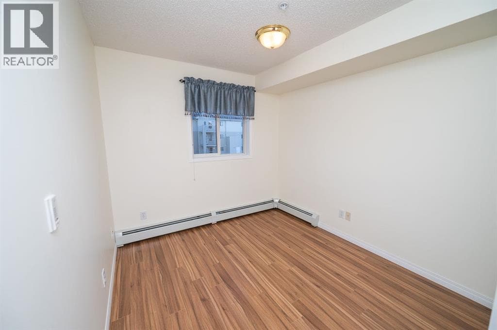 233, 56 Carroll Crescent — photo 3