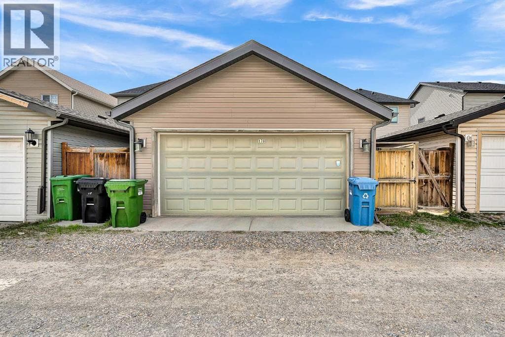 176 Skyview Point Green NE — photo 2