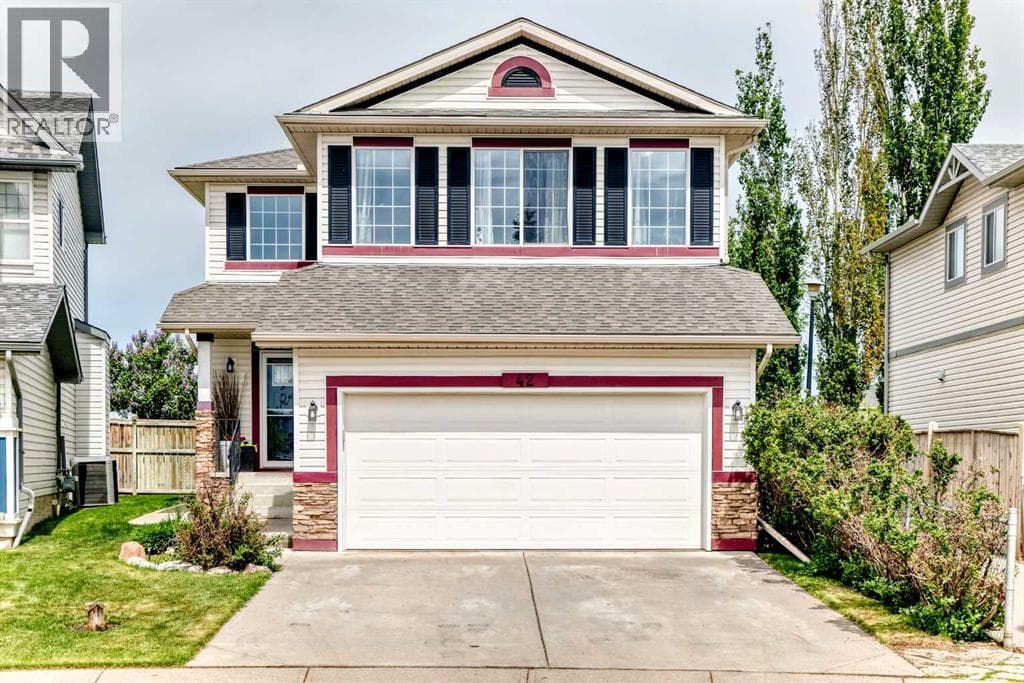 42 Chapalina Park Crescent SE — photo 2