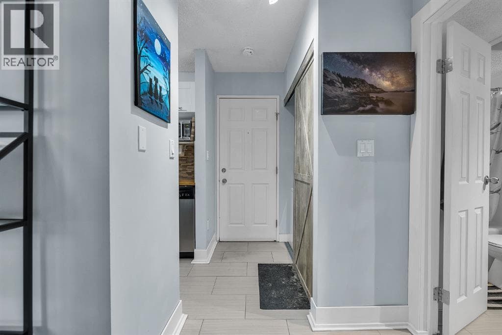 4, 930 Royal Avenue SW — photo 5