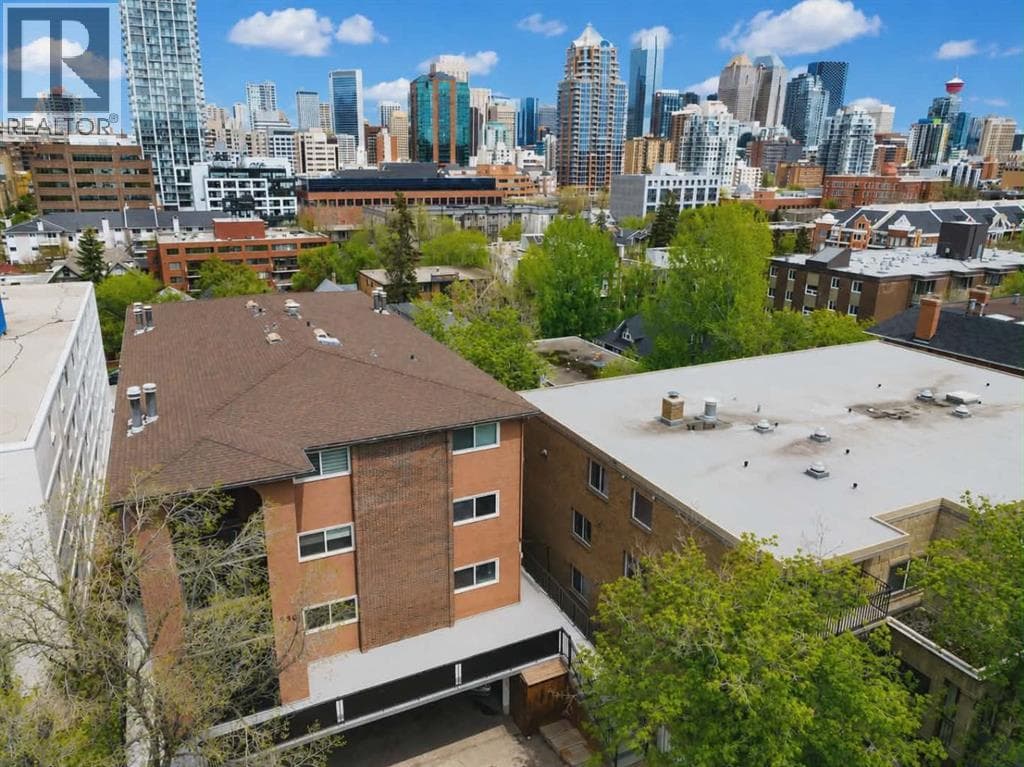 4, 930 Royal Avenue SW — photo 2